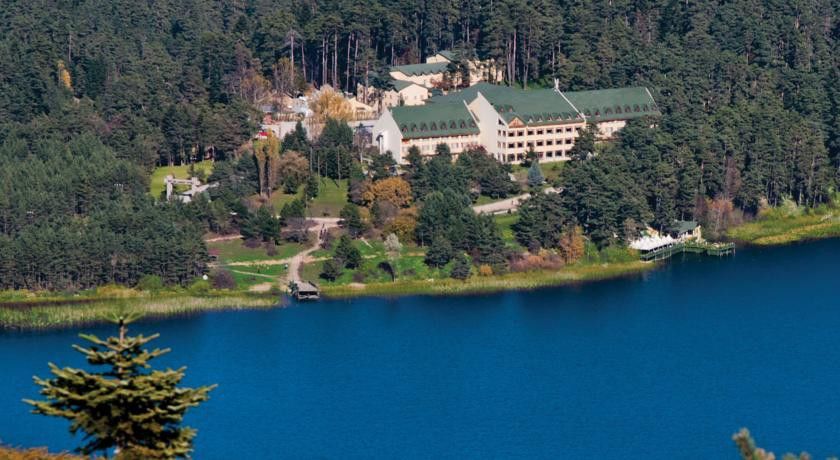 Grand Abant Hotel And Congress Center Exterior photo